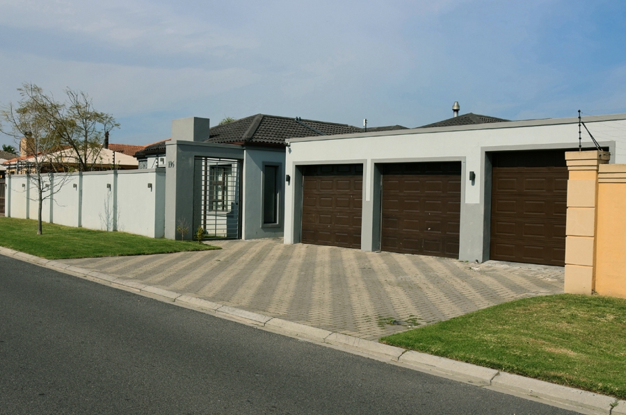3 Bedroom Property for Sale in Turtle Creek Western Cape